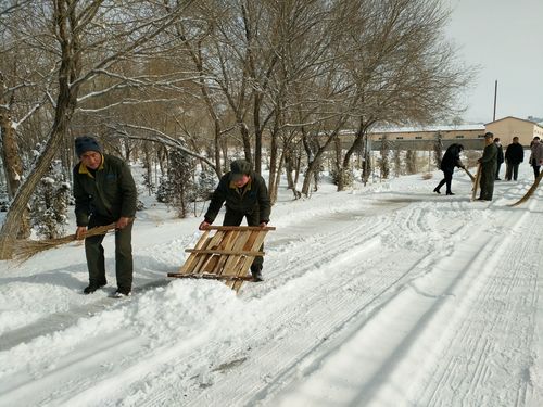 扫雪4[2].jpg