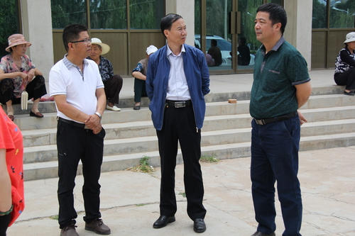 钟晋阳：省工会慰问2.jpg