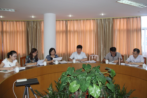邹小珍1：省机控到我司开展党建工作检查 .jpg