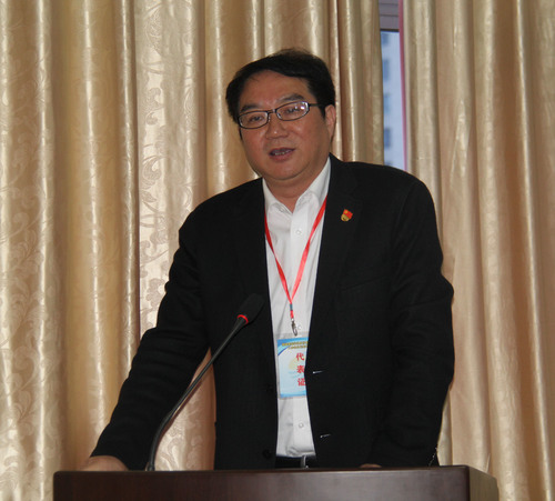 罗联河：公司成功召开工会第一次会员代表大会（图为董事长在会上发表重要讲话）.jpg