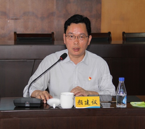 罗联河：公司党委召开中心组学习会专题学习十九大报告精神及《习近平同志在宁德防腐倡廉的生动实践》（颜建议）.jpg