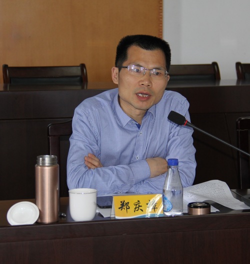 罗联河：公司党委召开中心组学习会专题学习十九大报告精神及《习近平同志在宁德防腐倡廉的生动实践》（郑庆樟）02.jpg