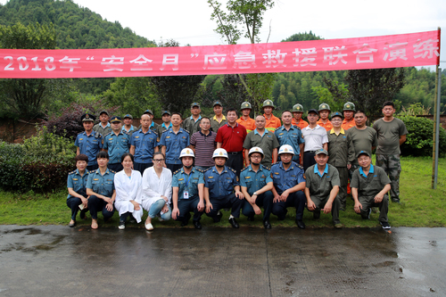张晓莉：消防演练1.jpg