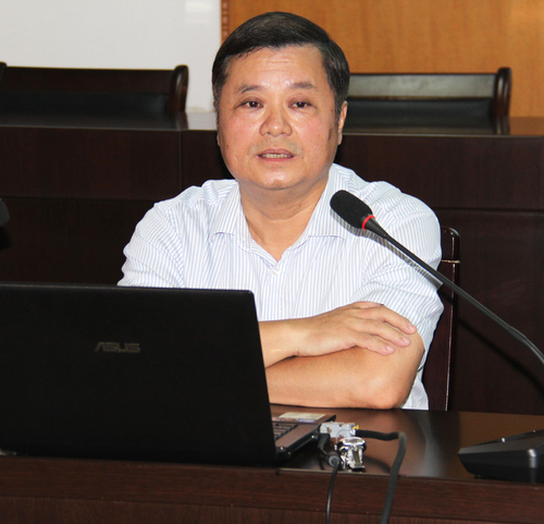 罗联河：公司党委组织召开2018年度第8次中心组学习04.jpg
