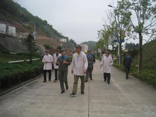 雷韬：省工信厅装备工业处莅临海科龙岩分公司进行民爆行业安全生产督查和反恐防范专项检查1.jpg