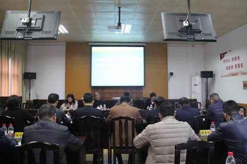 民主生活会图片_调整大小.jpg