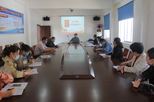 图为学习现场_调整大小.JPG