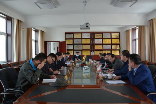 陈伯炜到东诺调研1_调整大小.jpg