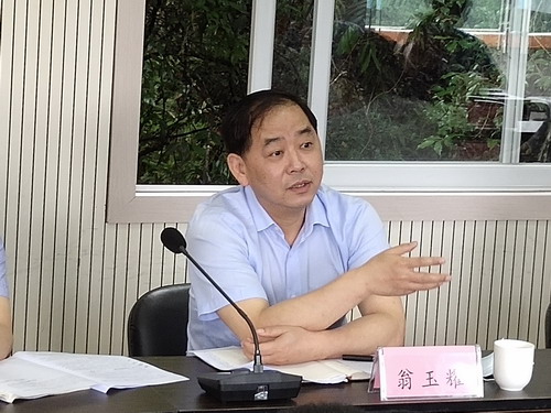 翁玉耀厅长在调研座谈会上对企业高质量发展提出希望和要求_调整大小.jpg