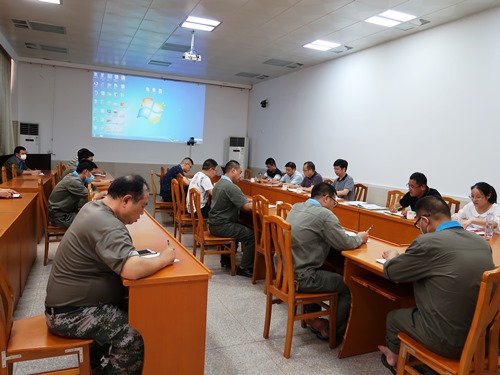 邓秋花：安全检查会议现场.JPG