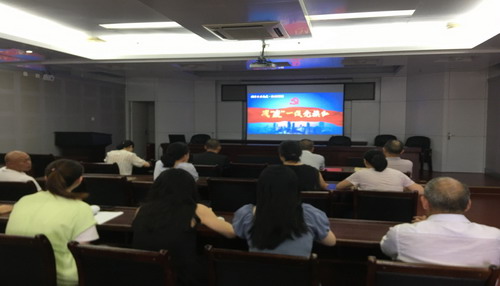 机关四支部主题党日活动图�?_调整大小.jpg