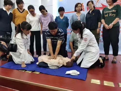 医疗急救知识走进纪检监察培训课堂2_调整大小.jpg