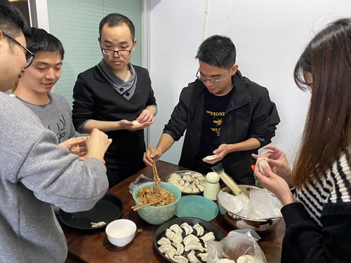 烽林连珂莹：烽林分公司青年之“家”过“年”啦2(改）.jpg