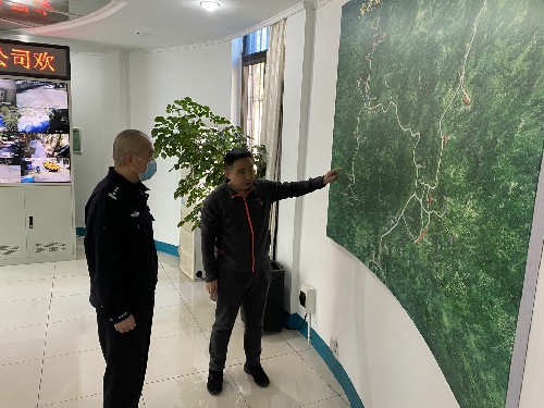 永安分公司刘卿云：永安市公安局副局长连志阳到永安分公司开展节后安全检查~1.jpg