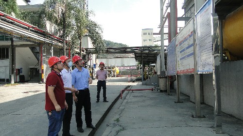 永安双华公司邓焱珍:省应急厅检查组莅临永安双华公司开展危化企业“专家会�?(3)~1.jpg 永安双华公司邓焱珍:省应急厅检查组莅临永安双华公司开展危化企业“专家会�?(3)~1.jpg