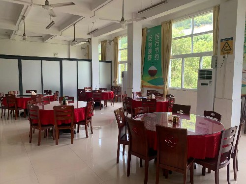民化建设公司打造职工满意食堂~1.jpg