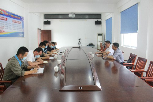 福安分公司胡廷淦：图�?�?5日海峡科化公司党委书记、董事长吴彩洪到福安分公司开展集体廉政谈话~1.jpg