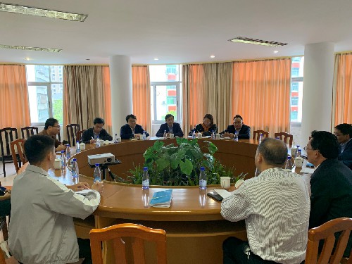 座谈会~1.jpg