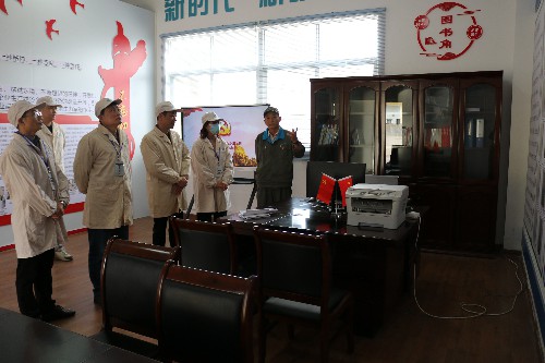 张逸清：党建品牌建设阵地实地检查~1.jpg