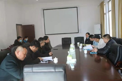 郭芳萍：召开座谈会~1.jpg