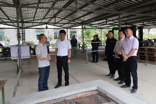 烽林庄忠旭：明溪县委副书记、县长陈华伟一行到海峡科化烽林分公司督导、调研安全生产暨防汛备汛工作~1.jpg