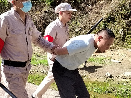(建议采用)5 大田永丰公司-大田永丰公司应急预案演�?范新华~1.jpg