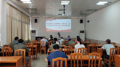 05.烽林王俊钦：海峡科化公司党委委员、纪委书记何浦寨到烽林分公司开展集体廉政谈话~1.jpg