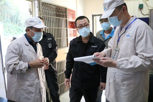 格式工厂张逸清：福建省公安厅一行到龙岩分公司开展民爆物品安全技术防范系统工作检�?.jpg