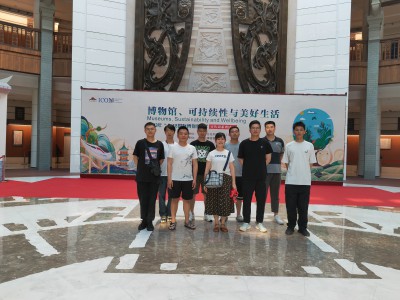 格式工厂龙岩分公�?张逸清+合照.jpg