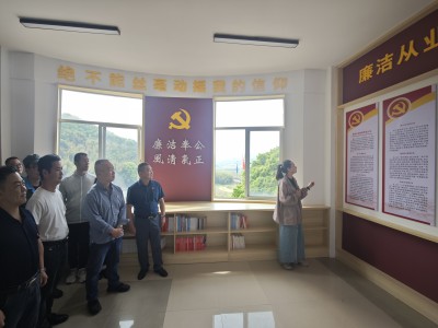 格式工厂福安陈宇恒：图为开展现场教学 (2).jpg