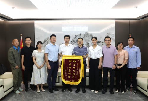 1760689666741185.jpg 格式工厂BZ2A1514.jpg