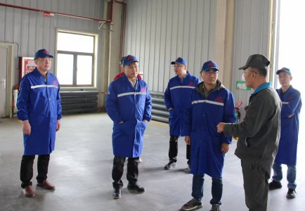格式工厂青海海西东诺公司党委书记、董事长林建生带队到东诺爆破公司地面站开展安全生产工作调研1.jpg