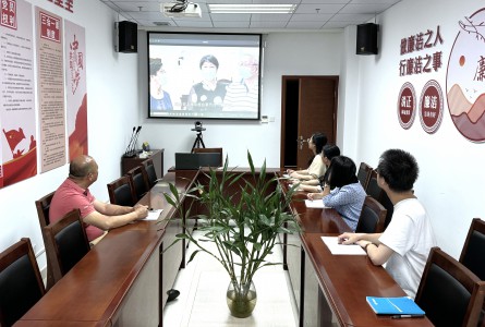 1780536436251974.jpg 格式工厂集中观看《民法典进行时》1.jpg